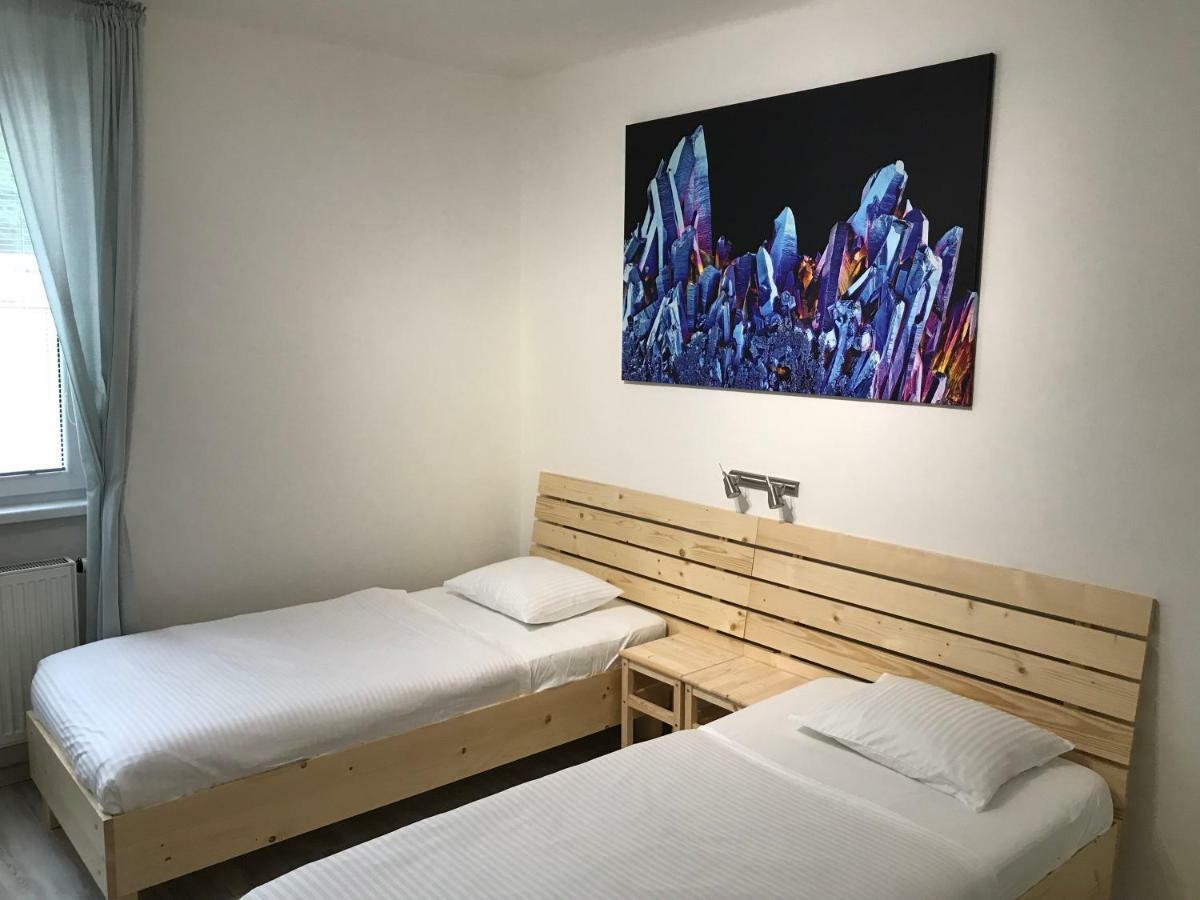 Apartman Hodrusa-Hamre Buitenkant foto